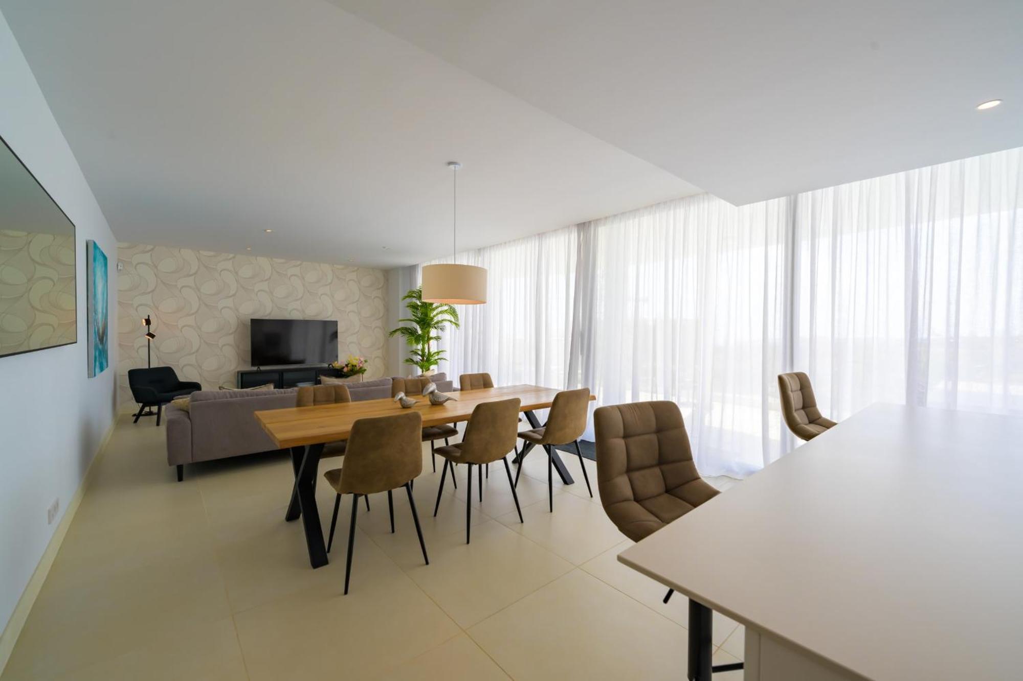 Lejlighed Amazing 3 Bedroom With Seaviews In Higueron Málaga