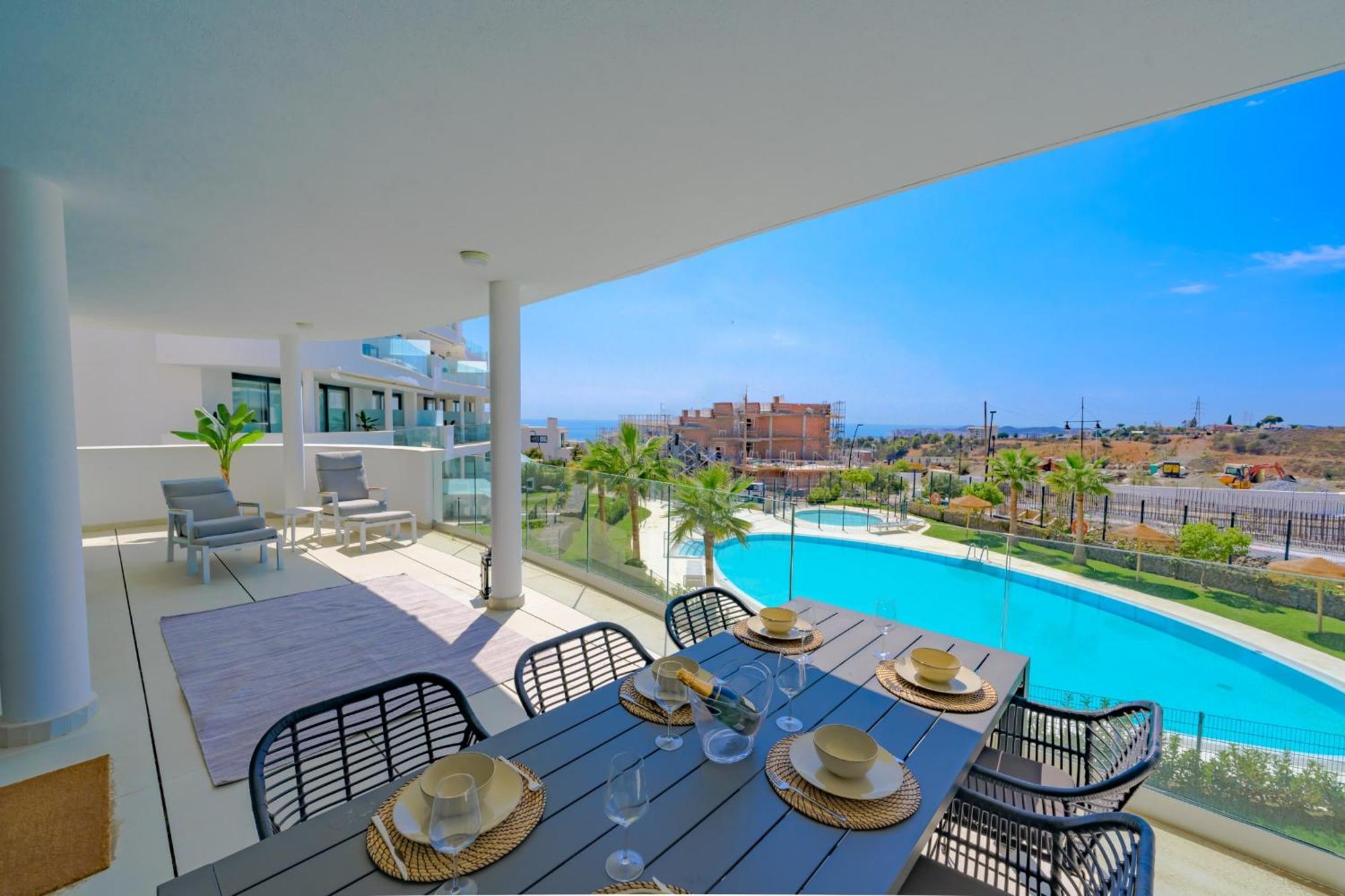 Amazing 3 Bedroom With Seaviews In Higueron Lejlighed *